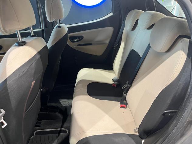 Lancia Ypsilon 1.3 MJT 16V 95 CV 5 porte S&S Silver - Foto 8