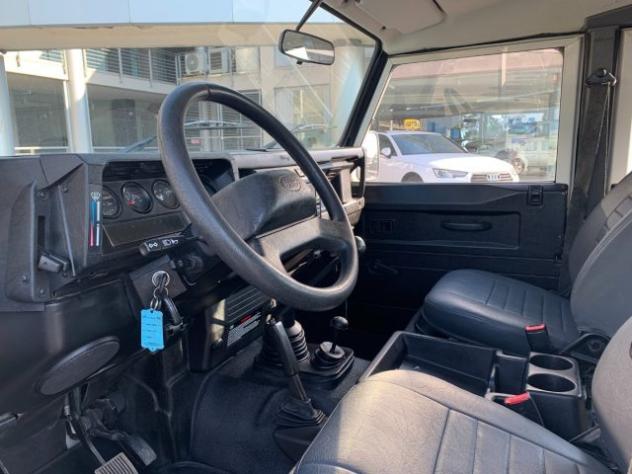 LAND ROVER Defender 110 2.5 Td5 cat Station Wagon 9 POSTI rif. 23949092 - Foto 7