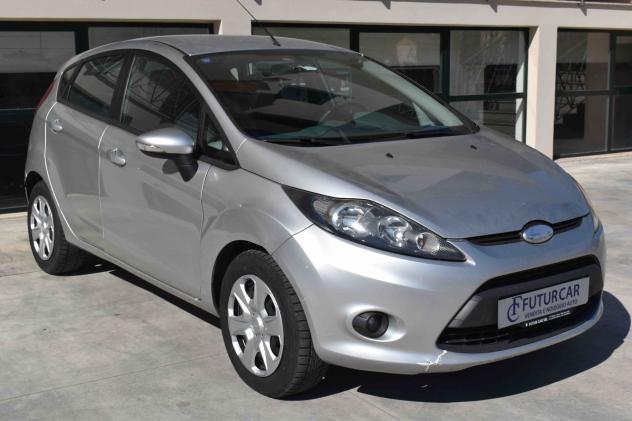 Ford Fiesta Fiesta+ 1.4 96CV aut. 5 porte - Foto 2