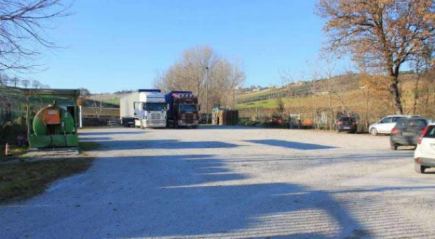 Immobile in asta di 1825 m² in vendita a Fermo - Foto 2