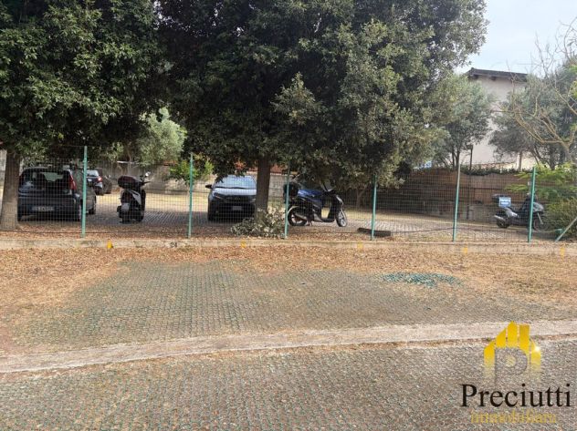 BRAVETTA FONTANILE ARENATO POSTI AUTO IN VENDITA - Foto 5