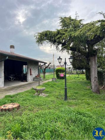 V005402 - CASA INDIPENDENTE DI AMPIE METRATURE CON CORTE PRIVATA - Foto 7