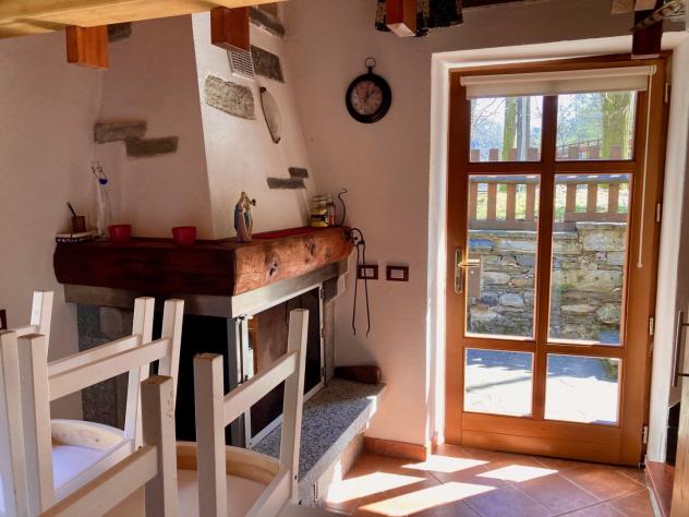 San Bernardino Verbano - ZONA ROVEGRO VENDESI RUSTICO CON GIARDINO PRIVATO - Foto 2