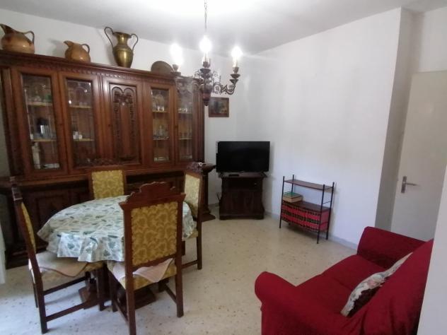 Nella parte nuova del comune di Sorano con il suo bellissimo e caratteristico centro termale, a 5 km da Pitigliano, 20 km dalle terme della più conos - Foto 10