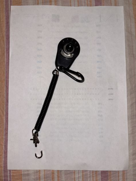 UN CLICKER NUOVO MAI USATO PER ADDESTRAMENTO CANI,MARCA”CAMON”ORIGINALE - Foto 8
