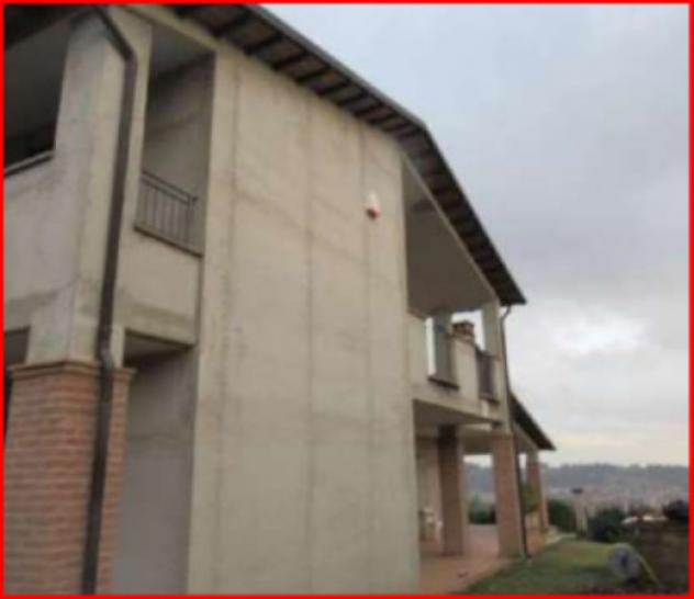 Immobile in asta di 380 m², box auto in vendita a Perugia - Foto 4