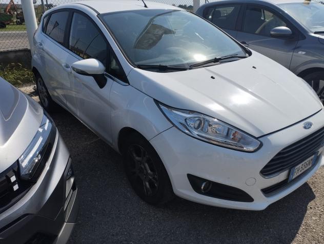 Ford Fiesta 1.4 5 porte Bz.- GPL Black & White Edition - Foto 4