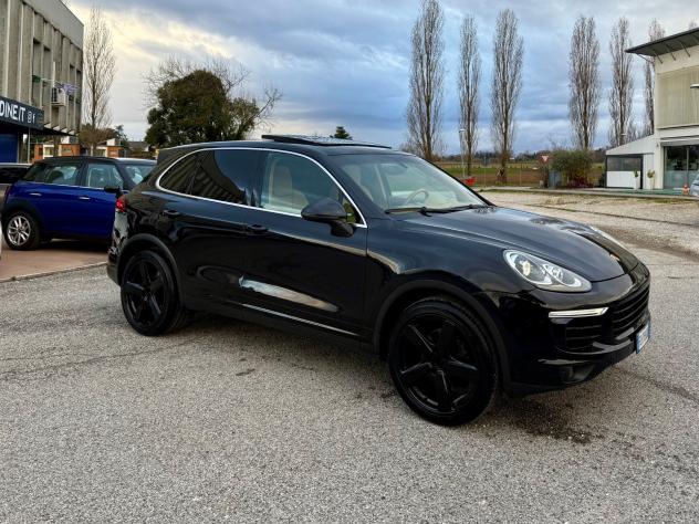 Porsche Cayenne 3.0 Diesel - Foto 2