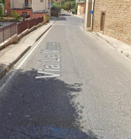 Immobile in asta di 260 m² con più di 5 locali in vendita a Camerino - Foto 5