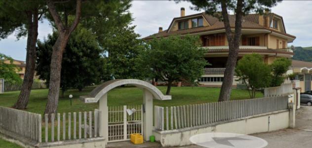 Immobile in asta di 325 m² con più di 5 locali in vendita a Monterubbiano - Foto 4