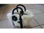Borsa con manici in paglia e pelliccia