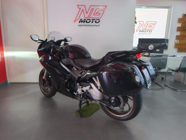 Honda VFR 800 PLUS - Foto 6