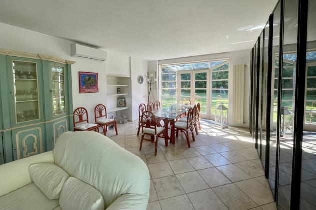 VILLA di 10 vani e di 400 mq (PIETRASANTA - Marina) rif. VILLA PINETA - Foto 3
