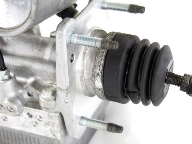 4705052480 SERVOFRENO TOYOTA YARIS P13 1.0 I 54KW AUT 5P (2018) RICAMBIO USATO CON POMPA COMANDO FRENI CILINDRO MAESTRO 47200-52N40 - Foto 4