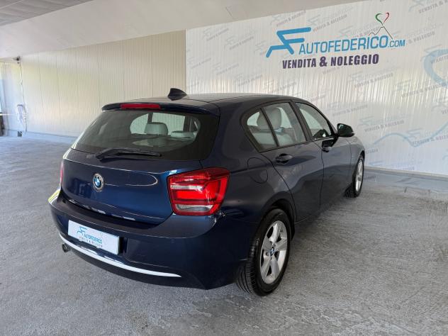 BMW Serie 1 116d Urban 5p - Foto 4