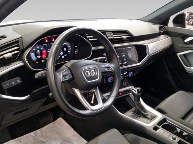 Audi Q3 I 2019 Sportback Sportback 35 2.0 tdi Identity Black s-tronic - Foto 9