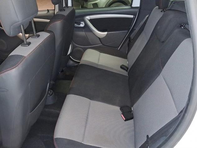 Dacia Duster 1.5 dci Laureate 4x4 110cv my13 - Foto 10