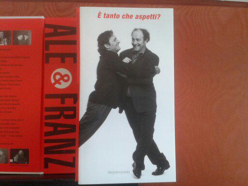 COFANETTO LIBRO + CASSETTA VHS "E' TANTO CHE ASPETTI?'" - Foto 5