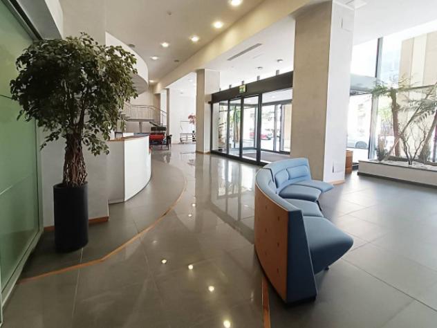 Immobile di 279 m² con più di 5 locali in affitto a Sesto San Giovanni - Foto 3