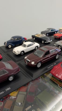 Lotto modellini Lancia Norev 1/43 basetta + nome - Foto 5