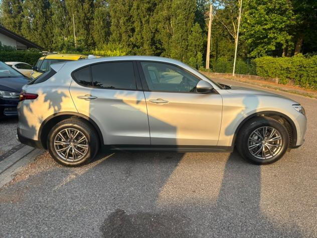 Alfa Romeo Stelvio 2.2 Turbodiesel 190 CV AT8 Q4 4x4 integrale - Foto 2
