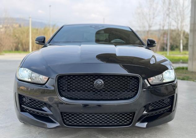 Jaguar XE 2.0 D Turbo R-Sport - Foto 5