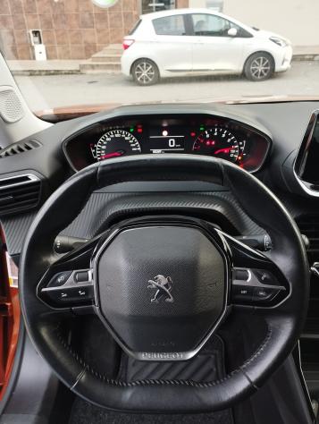 Peugeot 2008 BlueHDi 100 S&S Active - Foto 5