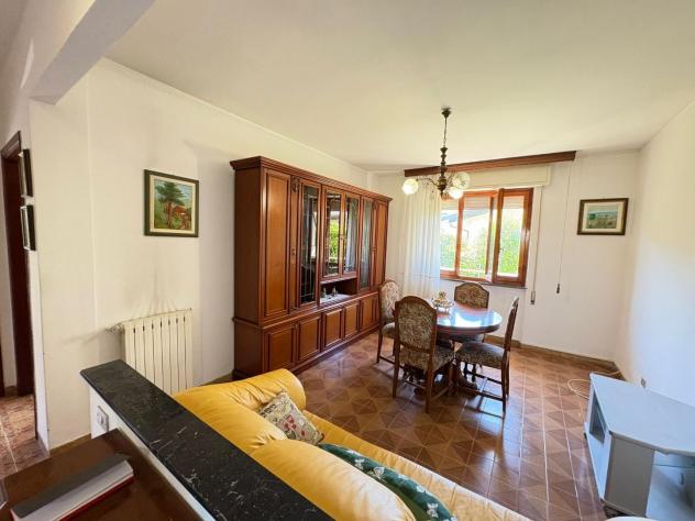 Appartamento in vendita a Ronchi - Massa 87 mq Rif: 1420043