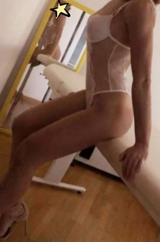 ALICE SPLENDIDA MASSAGGIATRICE ESPERTA ITALIANA TOPCLASS. Tel:3533170359