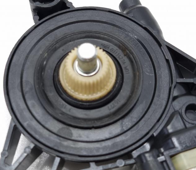 MOTORINO ALZAVETRO ANTERIORE DESTRA VOLKSWAGEN Tiguan Serie 5Q0959801C (16) - Foto 10