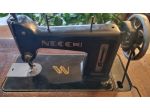 Macchina da cucire Necchi vintage anni 20