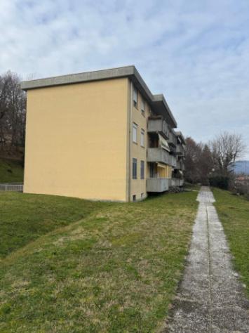 Appartamento di 108 m² con 3 locali e box auto doppio in vendita a Varese