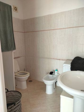 INFERNETTO BILOCALE ARREDATO CON TERRAZZO PRIVATO - Foto 2