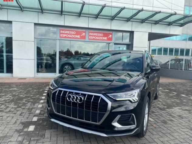 AUDI Q3 35 TFSI S tronic Business Advanced rif. 24171283 - Foto 2