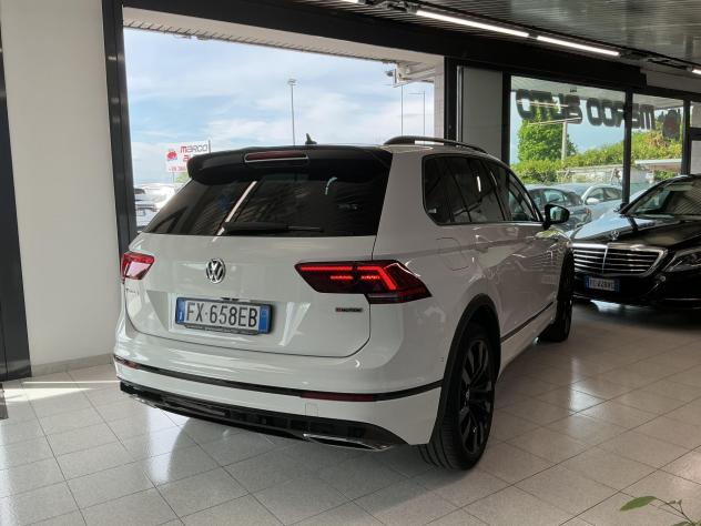Volkswagen Tiguan 2.0 Diesel R-Line Cambio Automatico 4x4 - Foto 5
