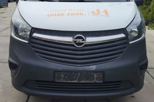 MUSATA ANTERIORE OPEL VIVARO 2014