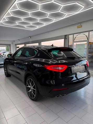 Maserati Levante V6 Diesel 275 CV AWD TETTO - Foto 5