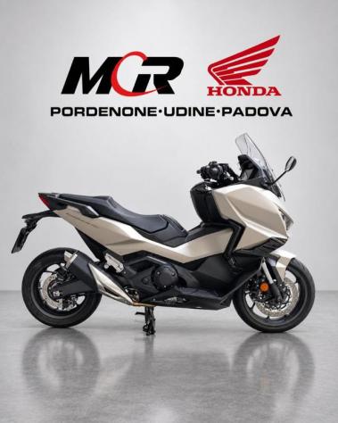 HONDA Forza 750 Standard rif. 24185613