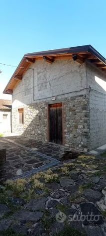 VENDO RUSTICO E TERRENO IN MONTAGNA - Foto 2