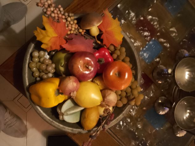 Vassoio Antico Con Composizione Frutta Artificiale