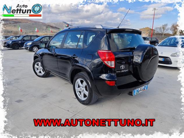 Toyota RAV 4 RAV4 2.2 D-4D 177 CV Luxury - Foto 6
