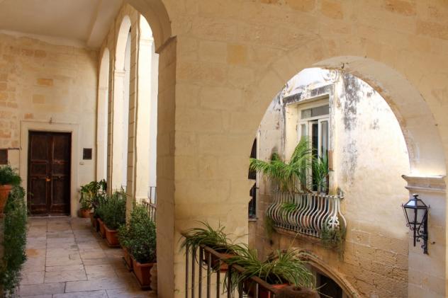Prestigiosa dimora storica con terrazza panoramica nel cuore del centro storico di Lecce - Foto 9