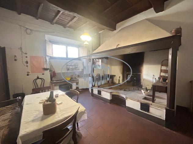 VILLA di 27 vani e di 2115 mq (RADDA IN CHIANTI) rif. V-2215 - Foto 5