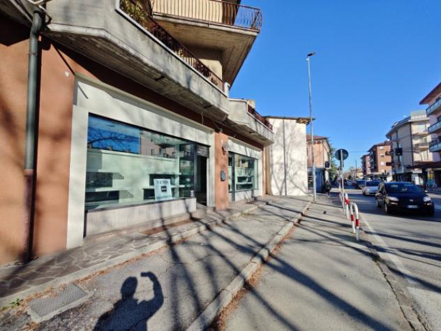Immobile di 214 m² con 2 locali in affitto a Vicenza - Foto 13