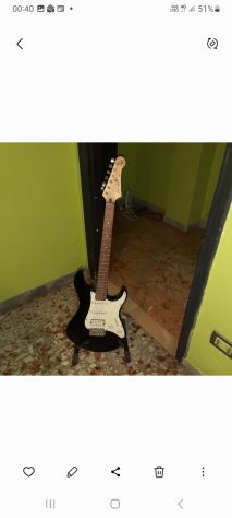 Vendo CHITARRA ELETTRICA+AMPLIFICATORE - Foto 4