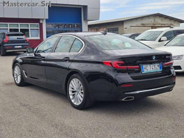 BMW 520 Serie 5 G30 2020 Berlina 520d mhev 48V Luxury auto rif. 23957459 - Foto 4