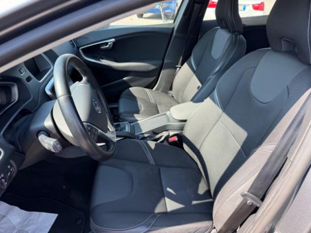 VOLVO V40 D3 Momentum rif. 23829529 - Foto 8
