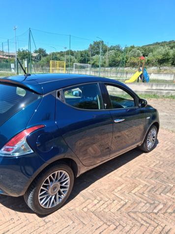 Lancia Ypsilon 1.3 MJT 16V 80 CV 5 porte S&S Gold - Foto 5