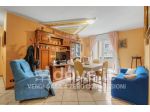 Appartamento di 85 m² con 3 locali e box auto in vendita a Cantù