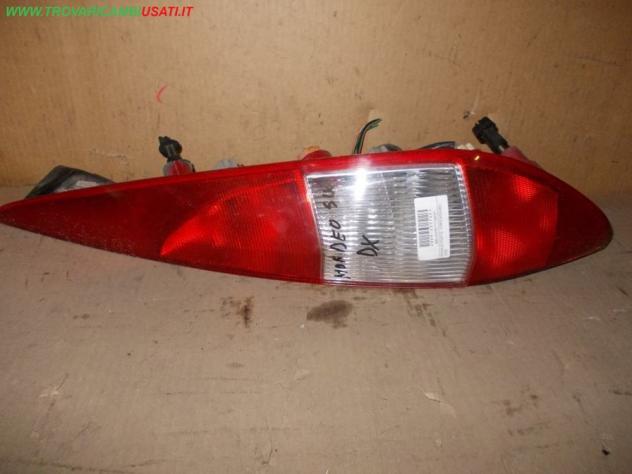 FANALE POST.D. FORD MONDEO (GE)  Parti elettriche  Fanaleria  Fanali  Fanale post. sx. FORD - MONDEO - 01-09-2000 - 01-09-2003